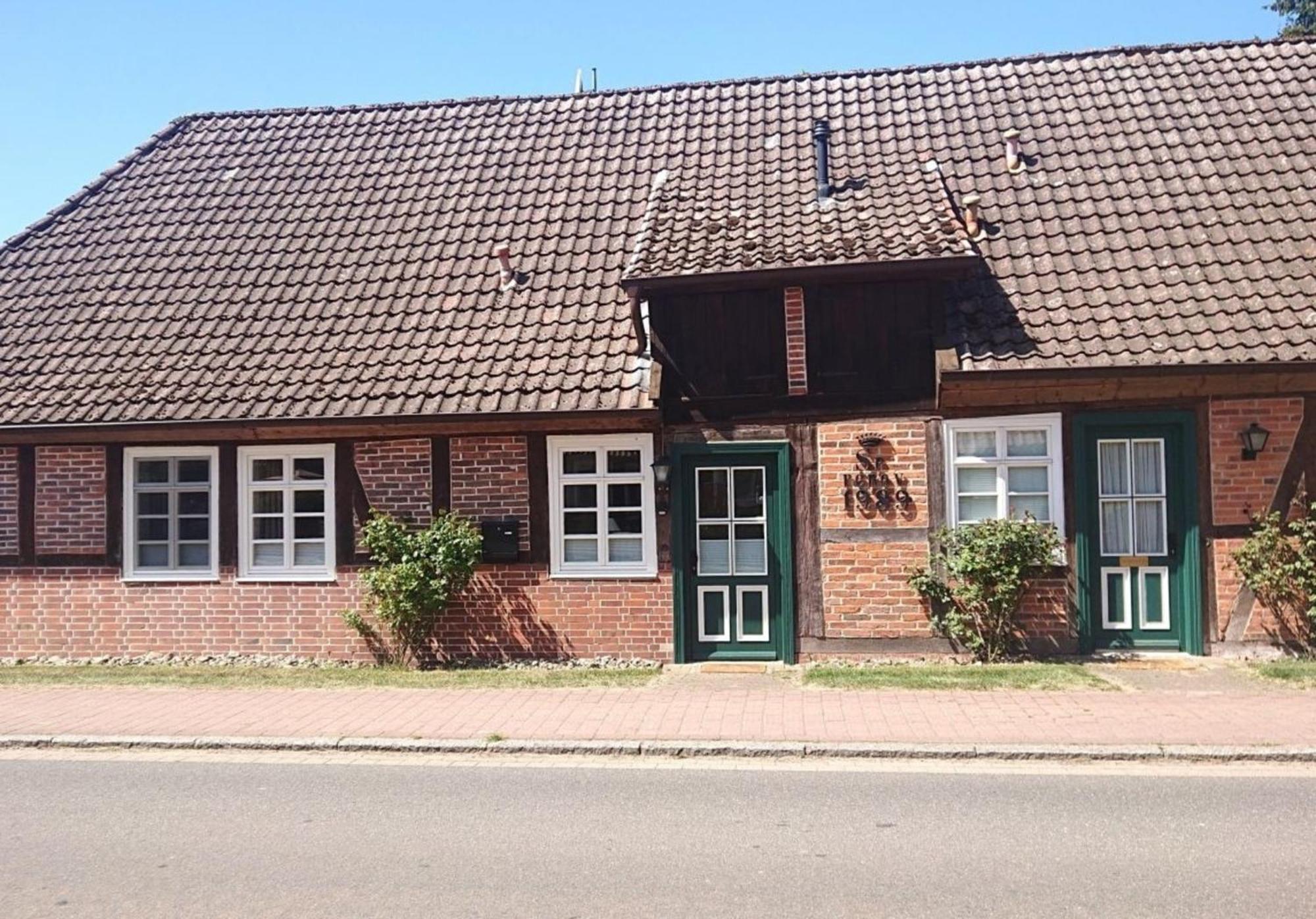 Luedersburger Strasse 19B Apartment Exterior foto